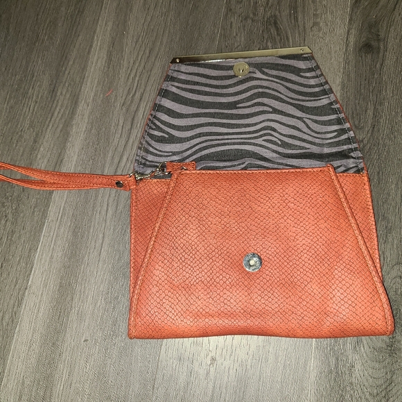 Foxy Jeans Clutch - Picture 3 of 7